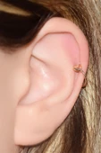 Tragus Kalpli Altın Kıkırdak Küpe thumbnail 1