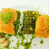 Fıstıklı Baklava thumbnail 1