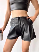 Pileli deri şort siyah h240053 thumbnail 1