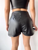 Pileli deri şort siyah h240053 thumbnail 2