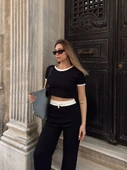 Crop pantolon biyeli takım siyah thumbnail 3
