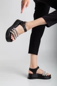 Lalen Siyah Kemerli Sandalet thumbnail 1