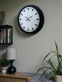 Black & White Baseline 40 Cm Metal Duvar Saati thumbnail 3