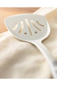 Madame Coco Chase Servis Spatula thumbnail 2