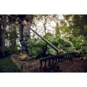 Fiskars 135715 Solid Bahçe Tırmığı thumbnail 4