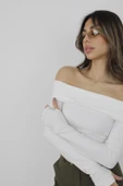 Madonna Yaka Beyaz Kadın Bluz thumbnail 3