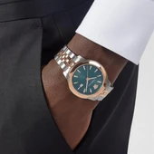 Versace VRSCVELQ00619 Kol Saati thumbnail 2