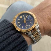 Versace VRSCV11060017 Erkek Kol Saati thumbnail 2