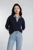 Gömlek Detaylı İkili Görünümlü Sweatshirt thumbnail 2