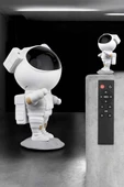 Çocuklara Özel Projeksiyon Astronot Lamba Speaker Sevimli thumbnail 3
