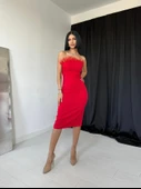 Kırmızı Tüylü Elbise thumbnail 1