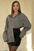 Siyah Çizgili Oversize Gömlek thumbnail 1