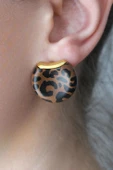 Leopar Desenli Düğme Model Küpe thumbnail 4