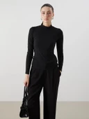 LCWAIKIKI Basic Siyah Dik Yaka Kadın Body thumbnail 1