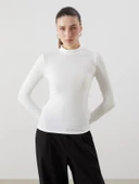 LCWAIKIKI Basic Ekru Dik Yaka Kadın Body thumbnail 1