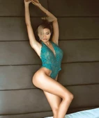 Dantelli Yeşil Body thumbnail 2