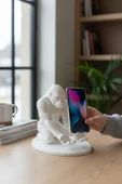 Goril Figürlü Telefon Standı thumbnail 8