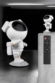 Çocuklara Özel Projeksiyon Astronot Lamba Speaker Sevimli thumbnail 3