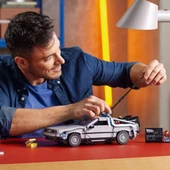 Lego Creator Expert 10300 Back To The Future Time Machine thumbnail 3