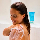 Topicrem Sun Protect Re-Moisturizing Shower 200 ml thumbnail 3