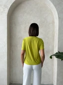 Kadın Cep Detaylı Dantel Aplikeli Basic T-Shirt thumbnail 2