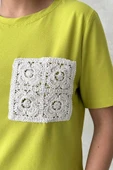 Kadın Cep Detaylı Dantel Aplikeli Basic T-Shirt thumbnail 4