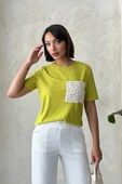 Kadın Cep Detaylı Dantel Aplikeli Basic T-Shirt thumbnail 1