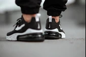 Nike Air Max 270 React Siyah Beyaz Sneakers thumbnail 3