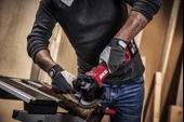 SKIL POWERTOOLS 3922CA AVUÇ TAŞLAMA 115 MM thumbnail 4