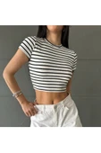 Çizgili Crop Rahat Kumaş thumbnail 1