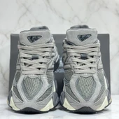 New Balance 9060  Grey  Silver thumbnail 1