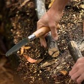 Opinel N°12 Ahşap Saplı Katlanır Çelik Testere thumbnail 5