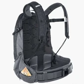 EVOC TRAIL PRO 26 SM SIRT ÇANTASI thumbnail 3