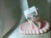GÜMÜŞ RENKLİ LOVE KÜPE thumbnail 1