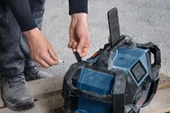 Bosch PRO GPB 18V H-6 SRC Power Radio Box Solo thumbnail 4