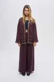Kadın İşlemeli Ve Pul Detaylı Kimono thumbnail 3