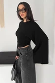 Kadın İspanyol Kol Crop Bluz thumbnail 1
