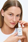Shiniq Hydra Hydrating Booster Serum 50 ml thumbnail 2
