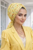 Sarı Çiçek Desen Tokalı Bone thumbnail 1