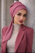 Gülkurusu Çizgili Atkılı Bone thumbnail 2