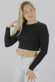 Kadın Modern Stil Crop Triko Siyah thumbnail 2