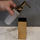Kobos Kare Banyo Seti Parlak Bakır thumbnail 4