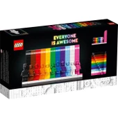 LEGO 40516 Everyone Is Awesome thumbnail 4