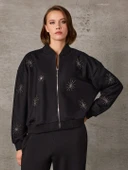 ÖNÜ NAKIŞ İŞLEMELİ TÜL KAPLI SWEAT BOMBER thumbnail 1