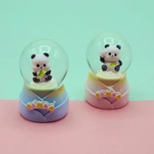 Mini Boy Sevimli Panda Tasarımlı Işıklı Kar Küresi thumbnail 2