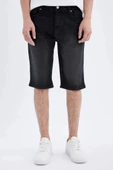 Defacto C2694 Siyah Regular Fit Jean Bermuda Şort thumbnail 1