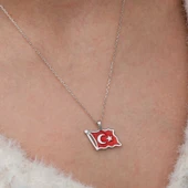 Gümüş Türk Bayrağı Kadın Kolye thumbnail 3