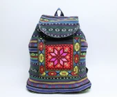 Kilim Desenli Sırt Çantası thumbnail 2