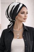 Siyah Beyaz Geometrik Tokalı Bone thumbnail 2