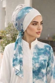 Kemik Mavi Batik Desen Fularlı Bone thumbnail 1